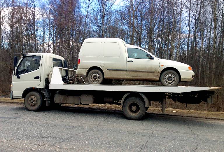 Перевозка авто сеткой, эвакуатор для автомобиля из Краснознаменска в Смоленск