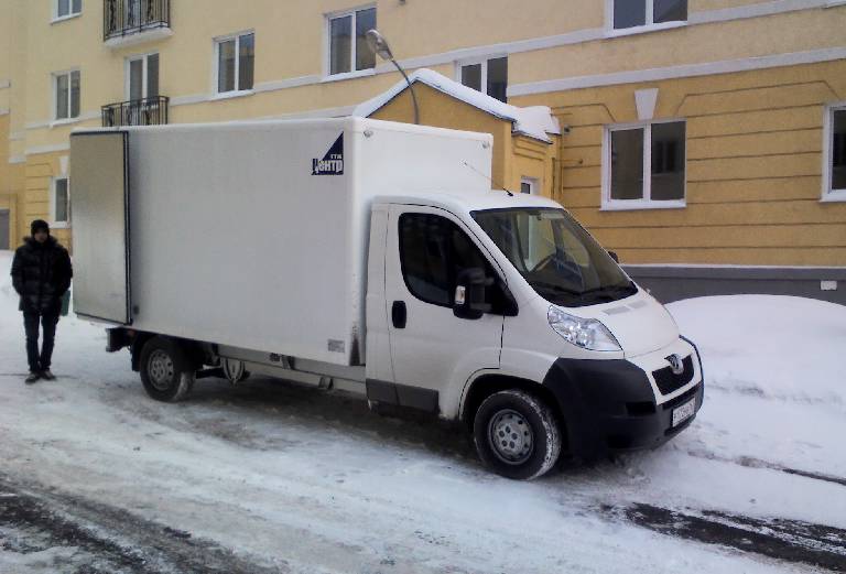 Дешевая доставка холодильника высотой 1, 8м из Санкт-Петербург в Санкт-Петербург